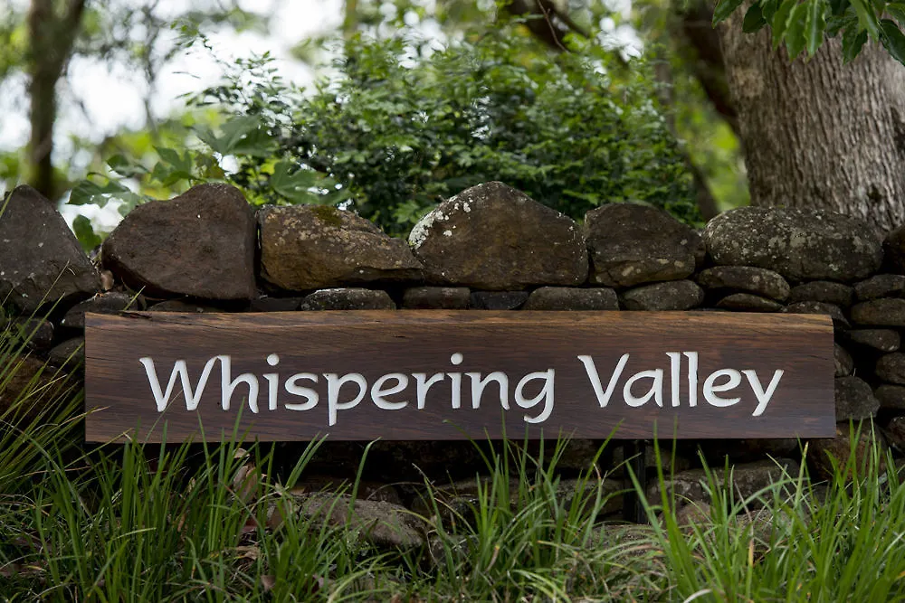 Lodge Whispering Valley Cottage Retreat Maleny