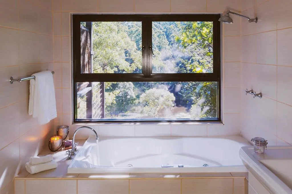 Whispering Valley Cottage Retreat Maleny 0*,